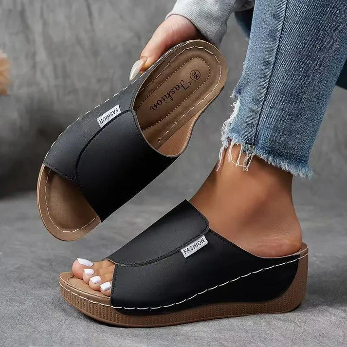 Lorena|Mules Compensées en Cuir Respirant Noir