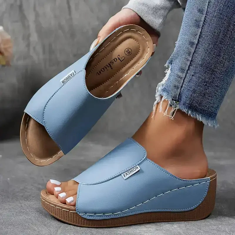 Lorena|Mules Compensées en Cuir Respirant Bleu clair
