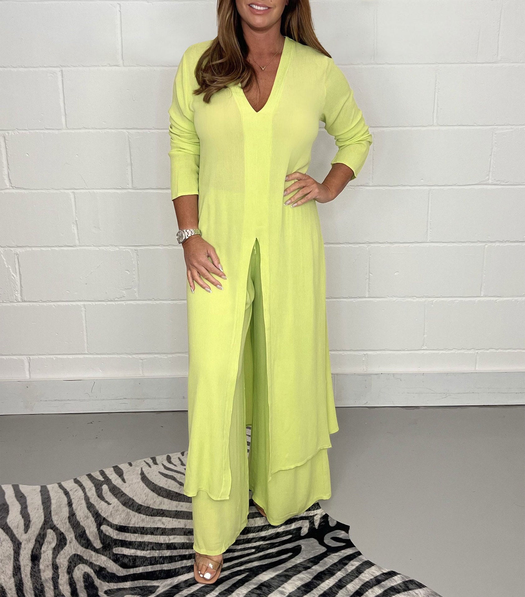 Costume deux pièces décontracté avec haut long et pantalon assorti Jaune